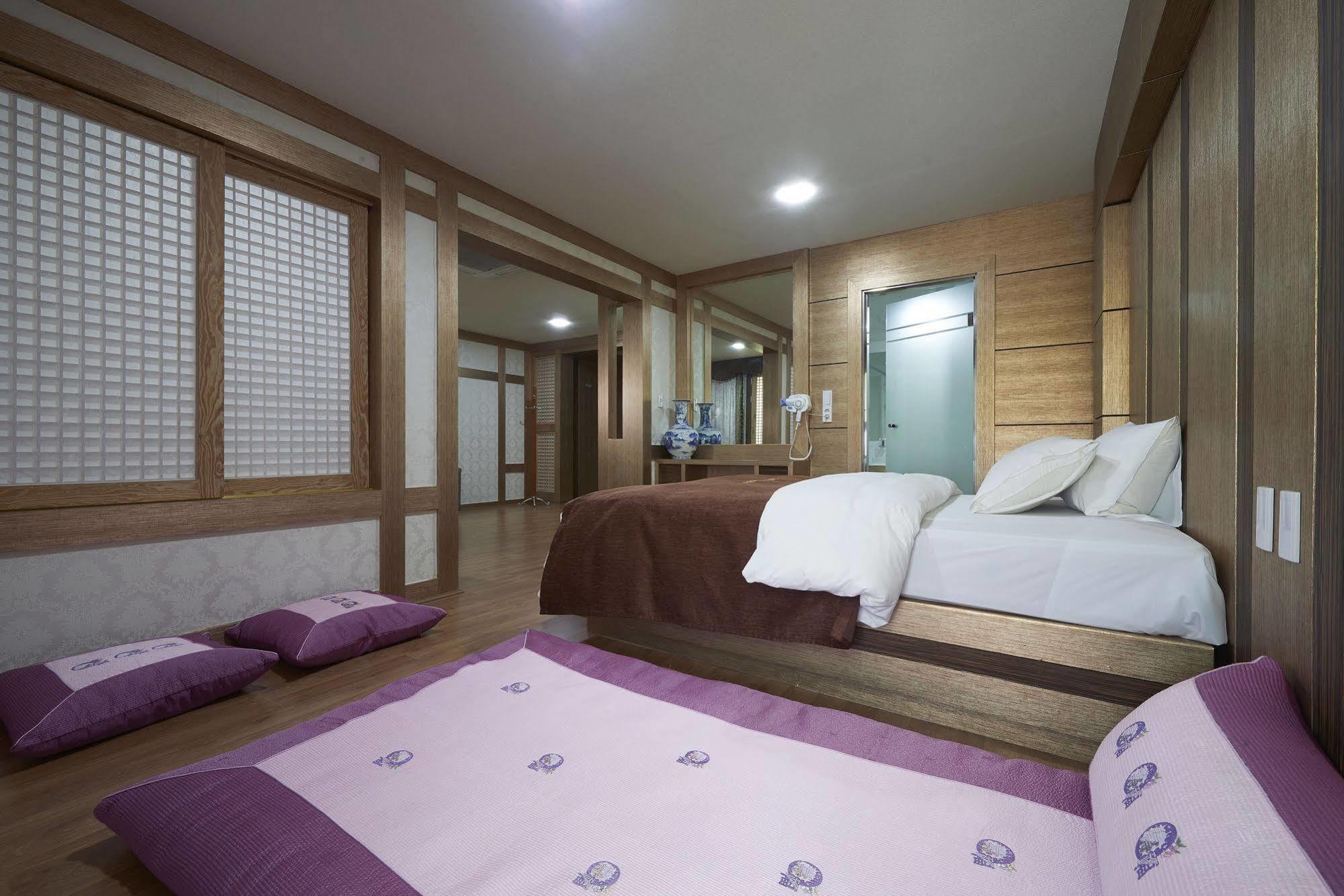 Benikea Premier Hotel Siheung Εξωτερικό φωτογραφία